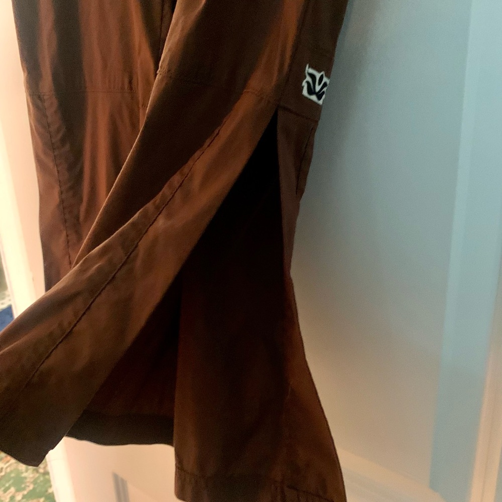 Rare discontinued be present brown pants - Picture 2 of 8